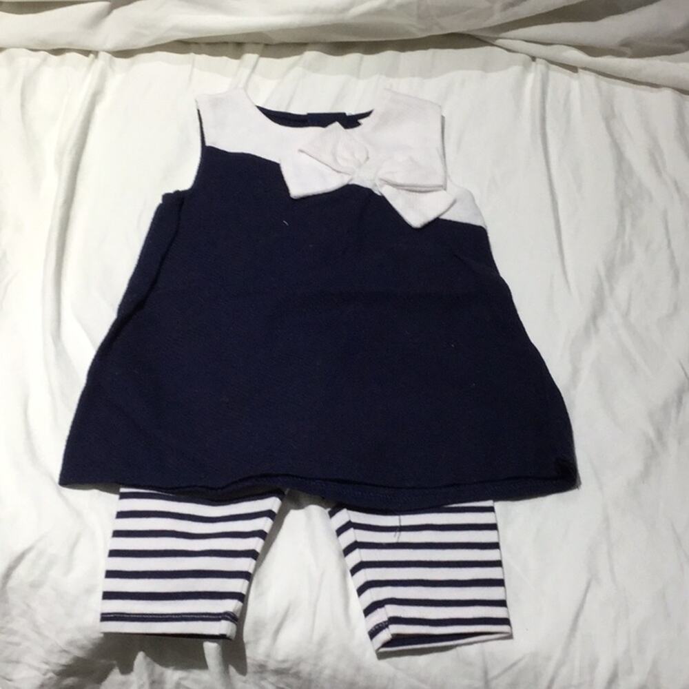 Maggie &zoe 24m Capri with top set navy/wht worn 1